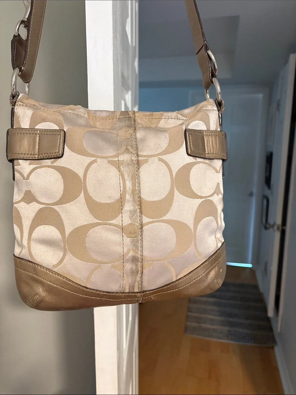 Coach Beige Signature Shoulder Bag with Buckle Accents and hang tag. - Picture 5 of 8